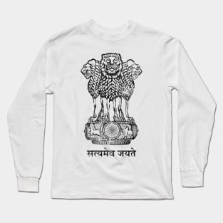 India / Vintage Look Flag Design Long Sleeve T-Shirt